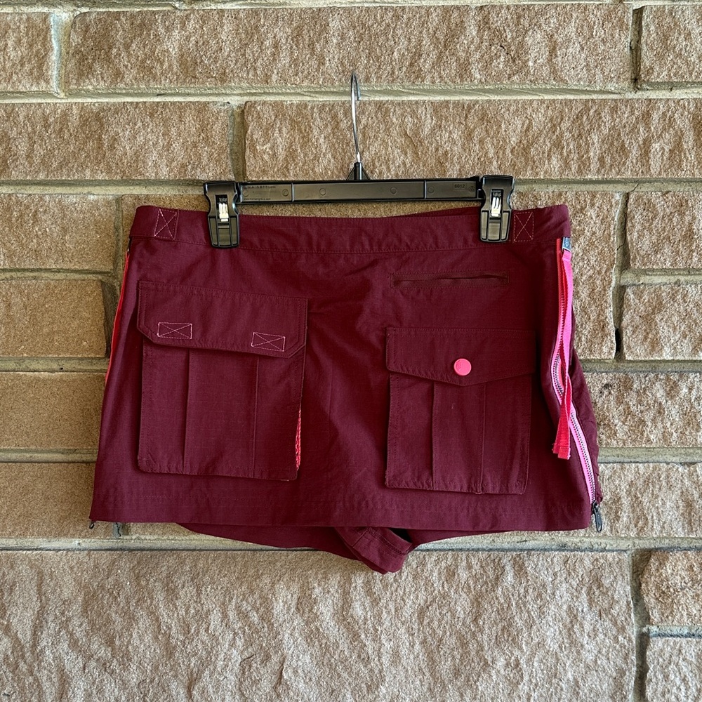 Free People Women’s Pink & Burgundy Skort – Size Medium – Like New